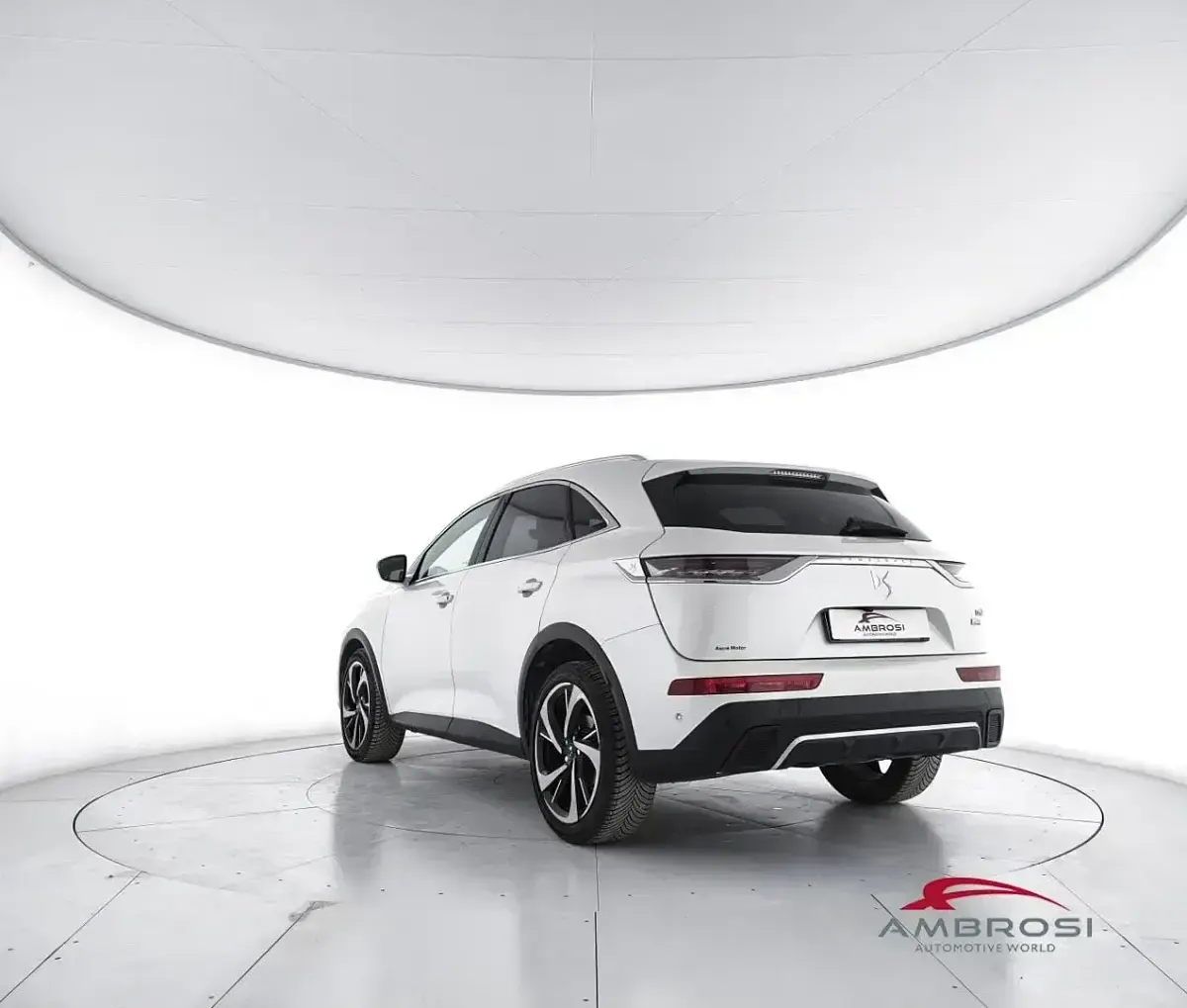 Usata DS Automobiles DS7 Crossback Grand Chic 131 CV (96 kW) 2022 Bianco SUV