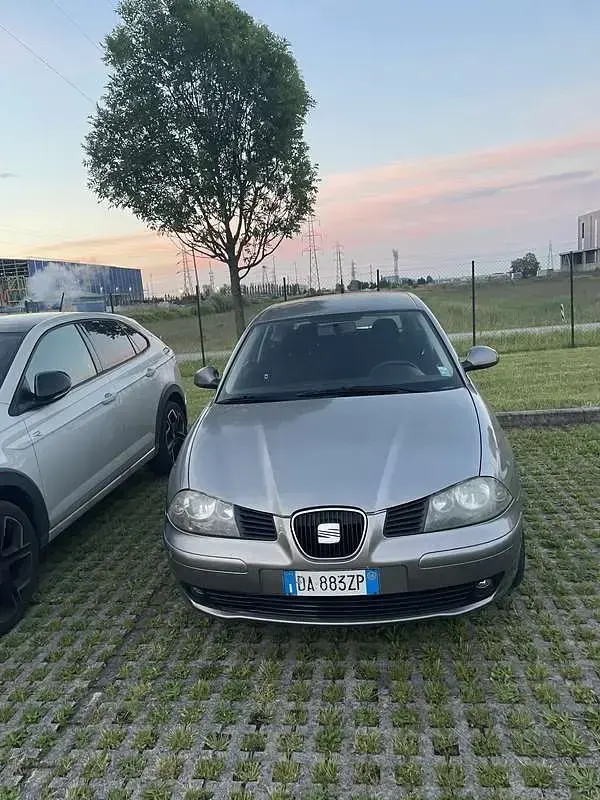Usata Seat Ibiza Reference 69 CV (50 kW) 2006 Marrone Utilitaria