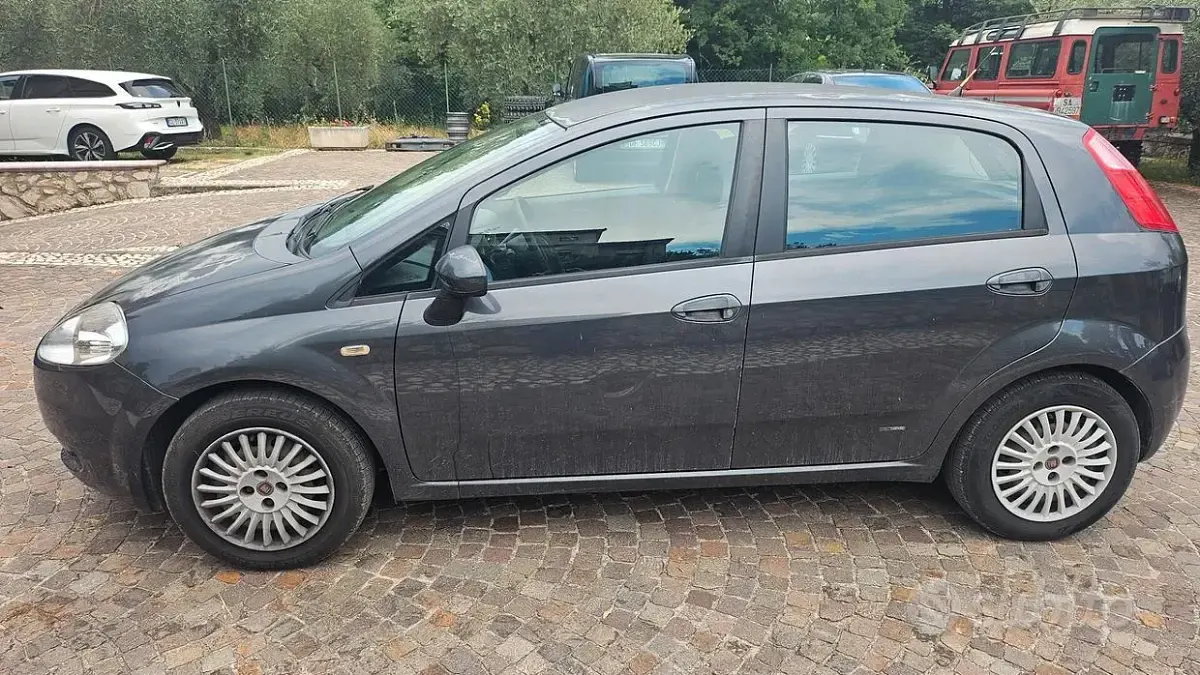 Usata Fiat Grande Punto 77 CV (56 kW) 2007 Utilitaria