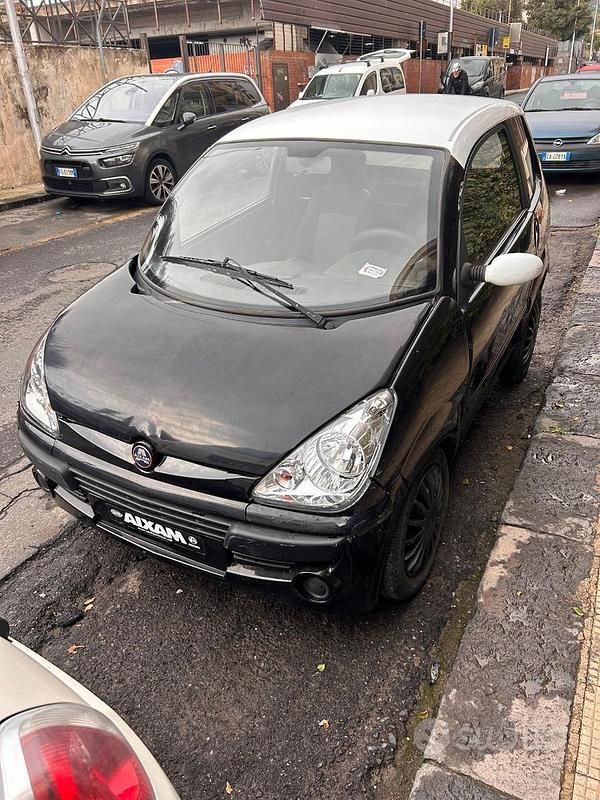 Usata Aixam City 2010 Nero Utilitaria