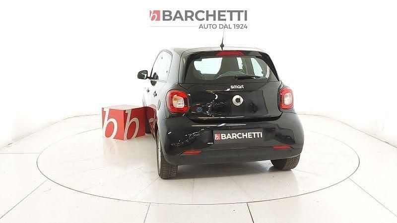 Usata Smart ForFour Electric Drive Passion 41 kW (56 CV) 2021 Nero Utilitaria