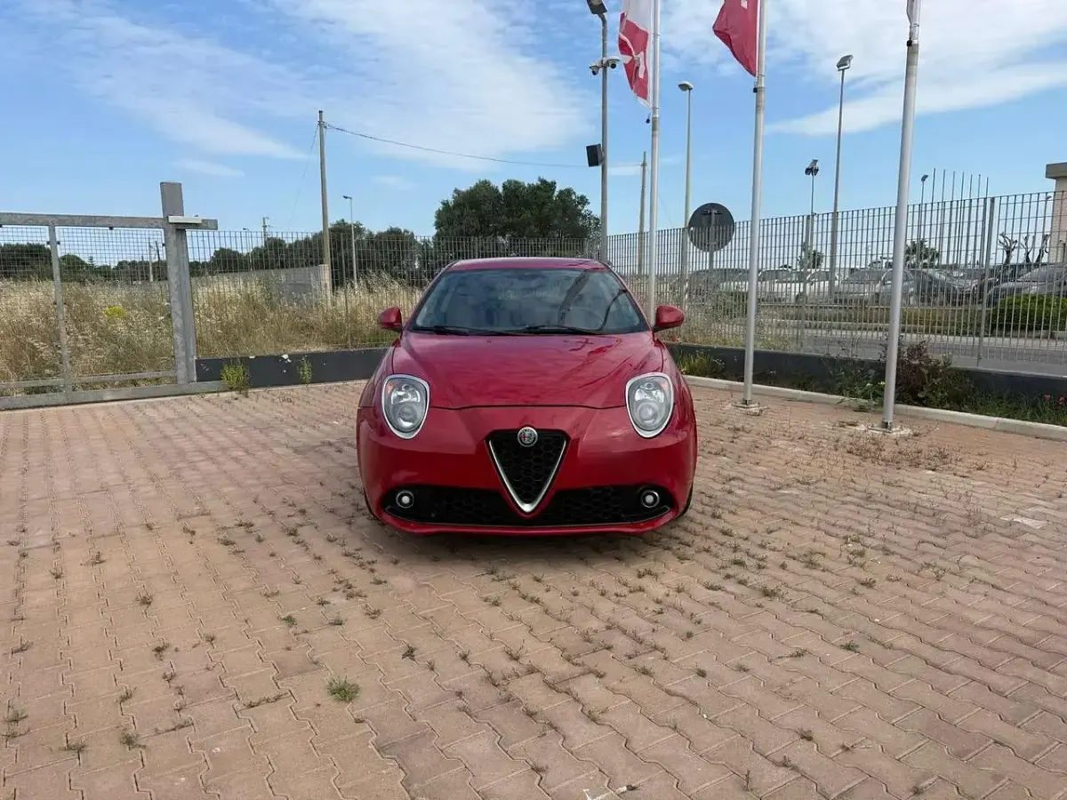 Usata Alfa Romeo MiTo 95 CV (69 kW) 2018 Rosso Utilitaria