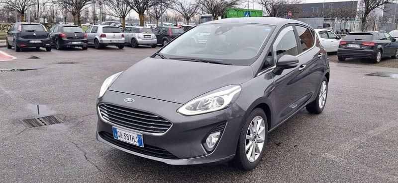 Usata Ford Fiesta Titanium S 95 CV (69 kW) 2020 Grigio Utilitaria