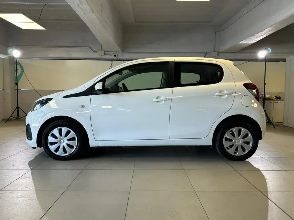 Usata Peugeot 108 Active 72 CV (52 kW) 2020 Bianco Utilitaria