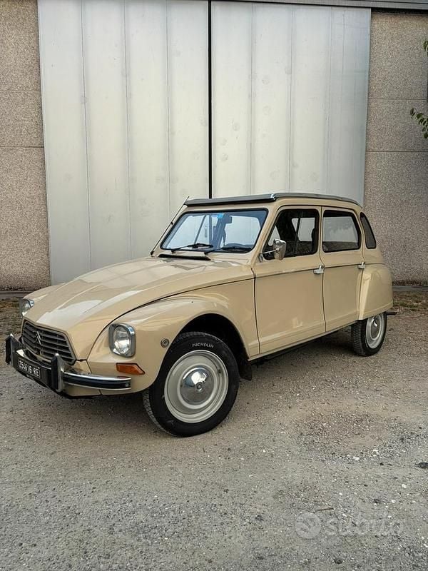 Usata 1970 Citroën Dyane | 5000 € - Immagine 1/4