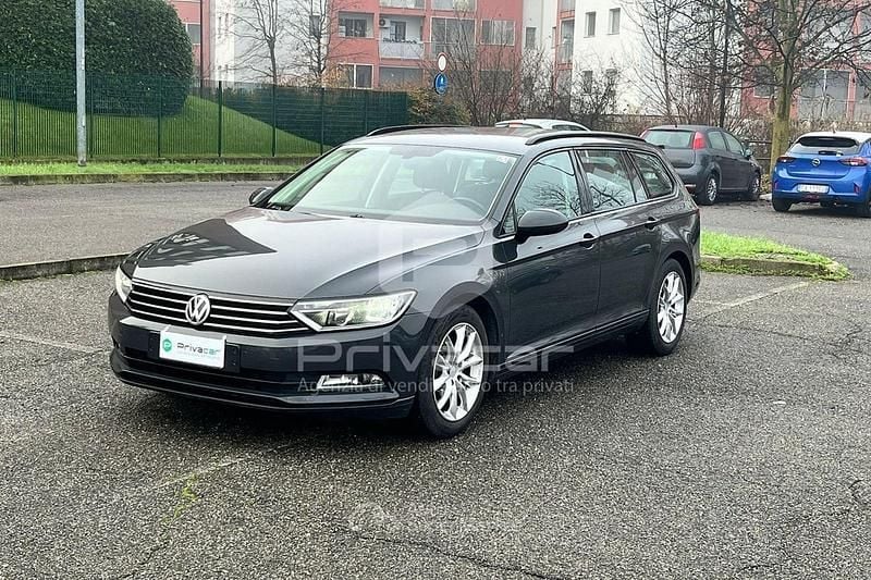 Grigio Usata 2016 VW Passat Trendline Station wagon | 9490 € (Ottimo prezzo) - Immagine 1/4