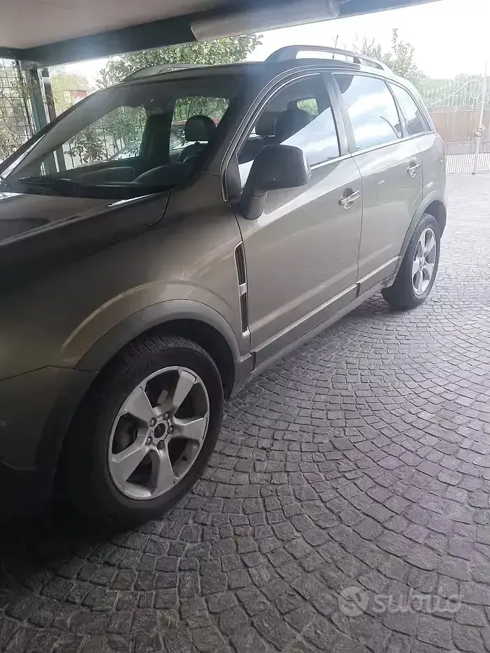 Usata Opel Antara Cosmo 150 CV (110 kW) 2008 Nero SUV