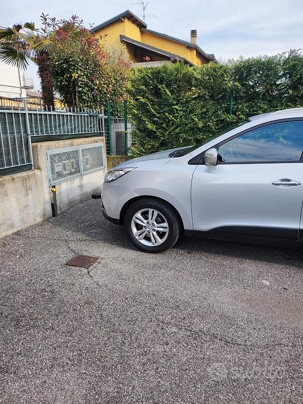 Usata Hyundai ix35 115 CV (84 kW) 2011 Grigio SUV
