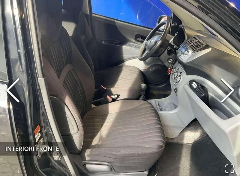 Usata Nissan Pixo Acenta 68 CV (50 kW) 2011 Nero manattan Utilitaria