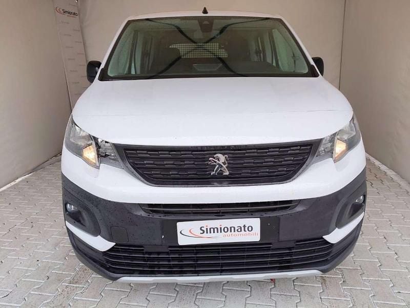 Usata Peugeot Rifter Active 131 CV (96 kW) 2023 Bianco Monovolume