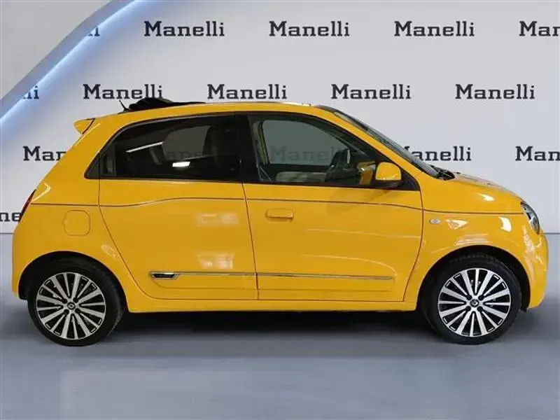 Usata Renault Twingo Intens 65 CV (47 kW) 2019 Giallo Utilitaria