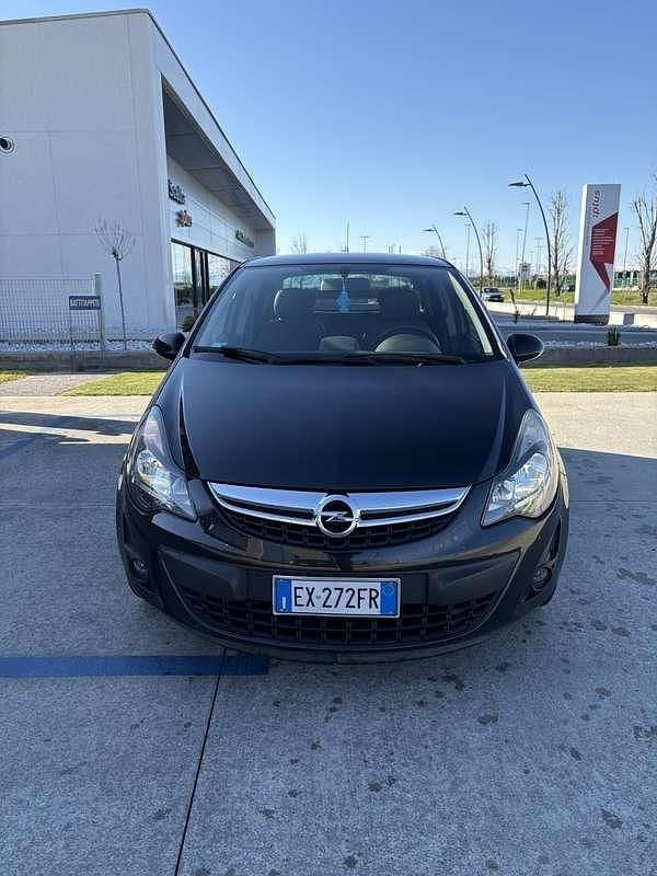 Usata Opel Corsa 86 CV (63 kW) 2014 Nero Utilitaria