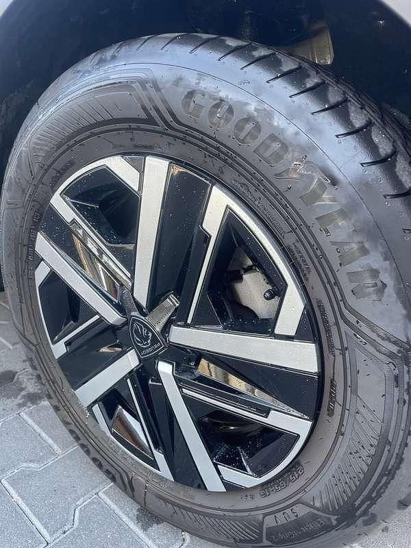 Usata Peugeot 2008 Active 102 CV (75 kW) 2023 SUV