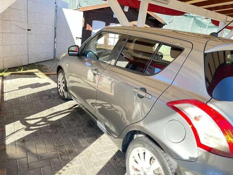 Usado Suzuki Swift GL 75 CV (55 kW) 2014 Berlina