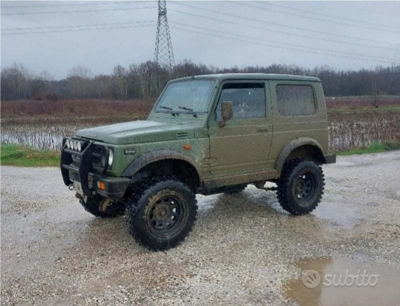 Verde Usata 1998 Suzuki Samurai SUV | 8500 € (Cara) - Immagine 1/4