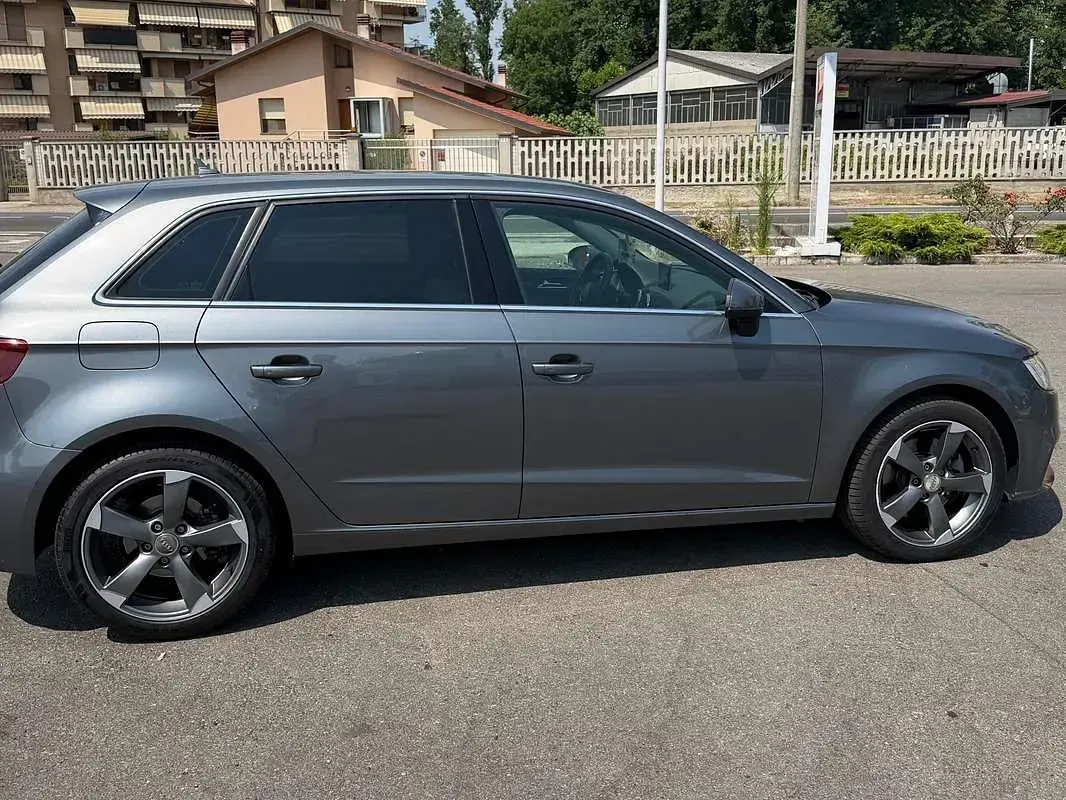 Usata Audi A3 Ambiente 184 CV (135 kW) 2017 Grigio Berlina