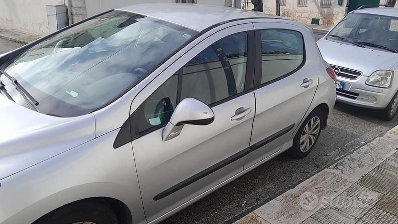Usata Peugeot 308 110 CV (80 kW) 2011