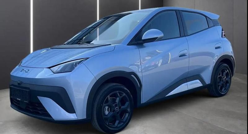 Nuova BYD Dolphin Surf Boost 64 kW (88 CV) 2026 Ice blue Utilitaria