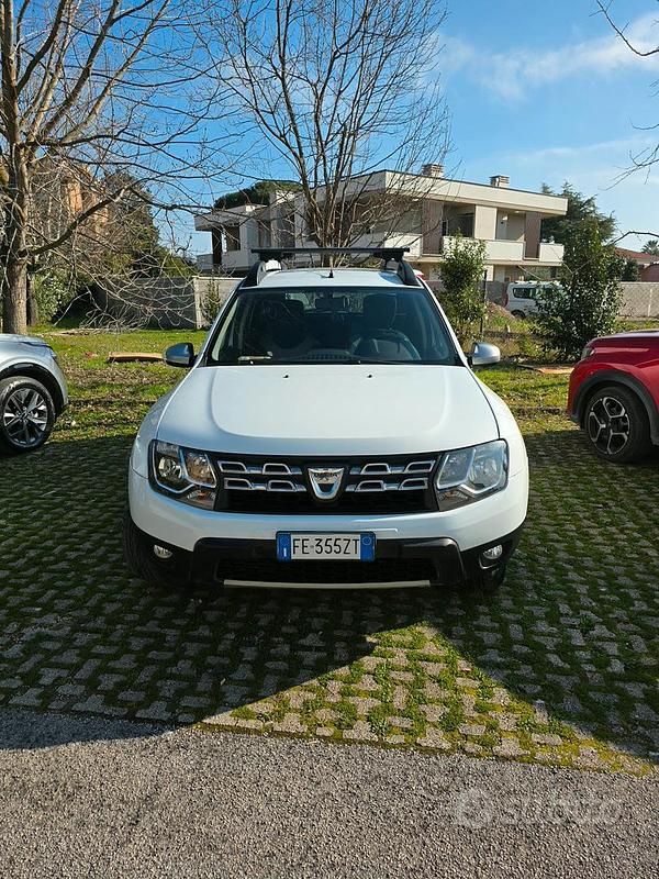 Usata Dacia Duster Urban Explorer 110 CV (80 kW) 2016 Bianco SUV
