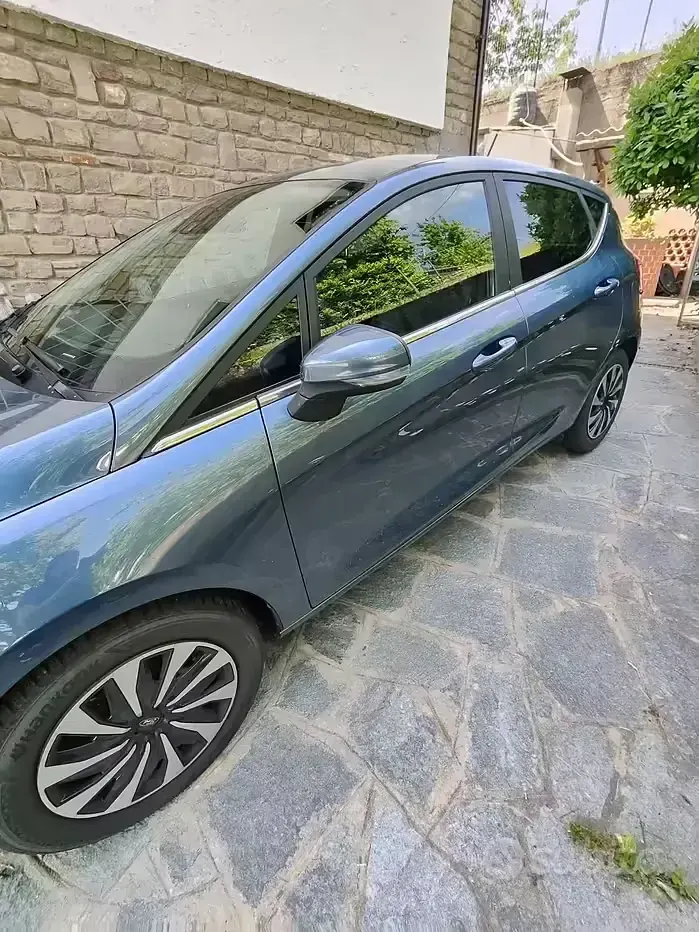 Usata Ford Fiesta 75 CV (55 kW) 2023 Blu Utilitaria