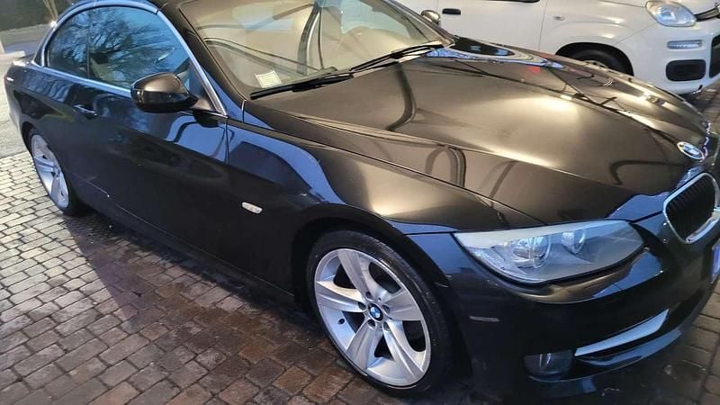 Usata BMW 320 Cabriolet 184 CV (135 kW) 2013 Nero Cabrio