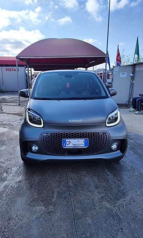 Usata Smart ForTwo Coupé Prime 41 kW (56 CV) 2023 Utilitaria