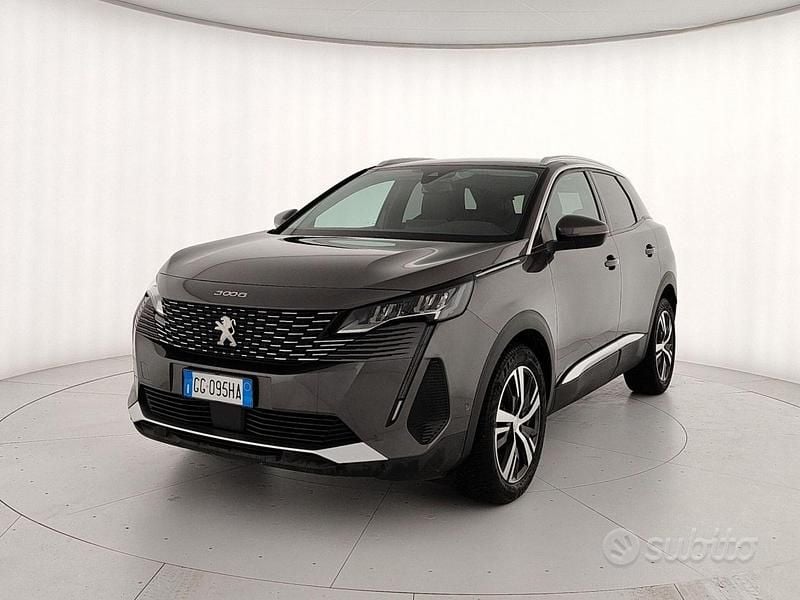Usata Peugeot 3008 Allure 130 CV (95 kW) 2021 Grigio SUV