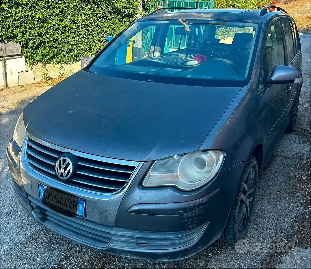 Usata VW Touran Highline 105 CV (77 kW) 2007 Grigio Monovolume