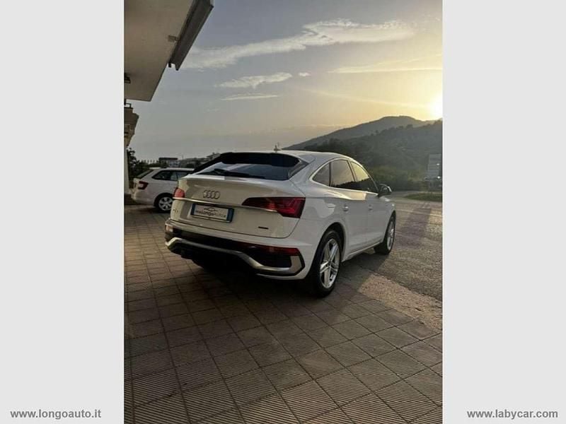 Usata Audi Q5 Sportback S-Line 204 CV (150 kW) 2022 Bianco ibis SUV