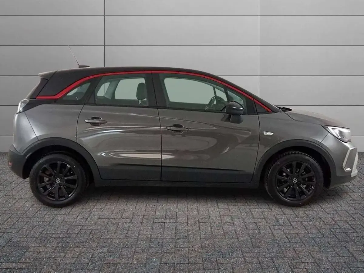 Usata Opel Crossland GS Line 83 CV (61 kW) 2021 Grigio SUV