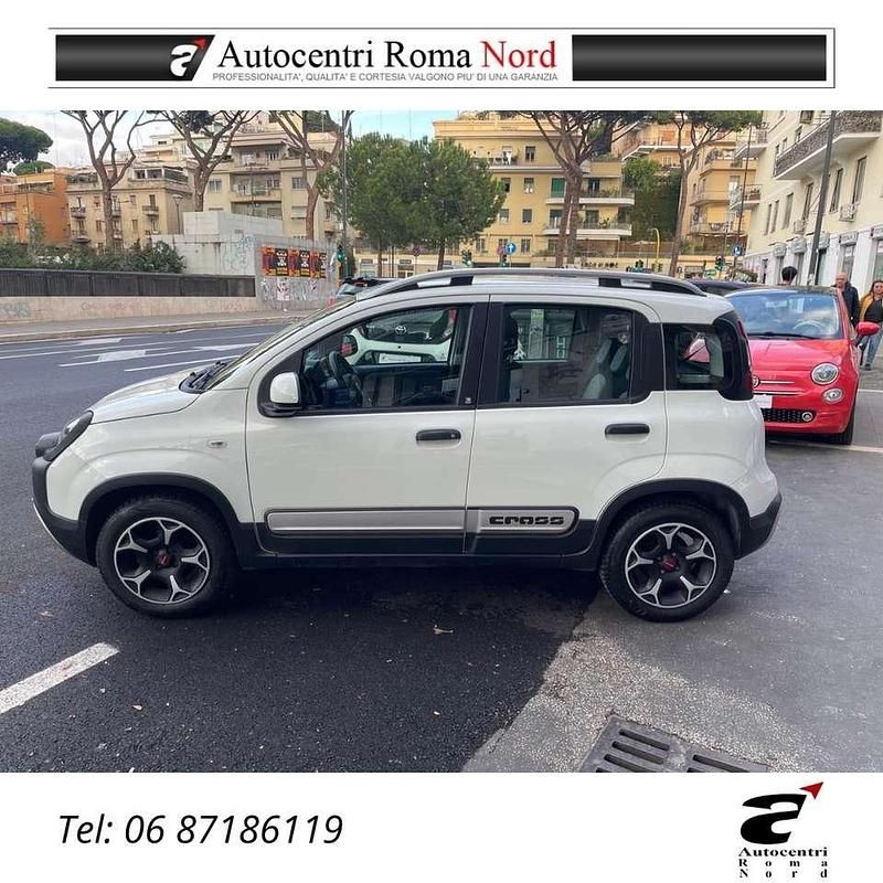 Usata Fiat Panda Cross Cross 69 CV (50 kW) 2022 Bianco Utilitaria