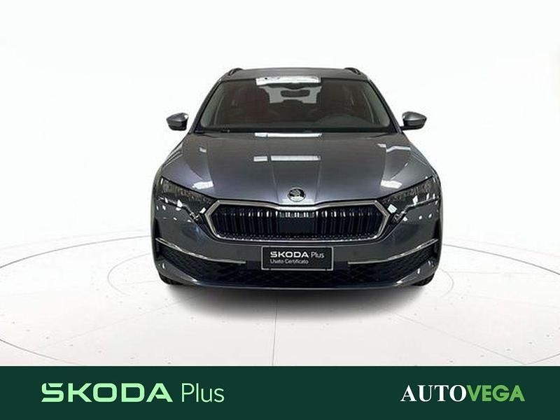 Usata Skoda Octavia Selection 115 CV (84 kW) 2025 Grigio / pastello Station wagon