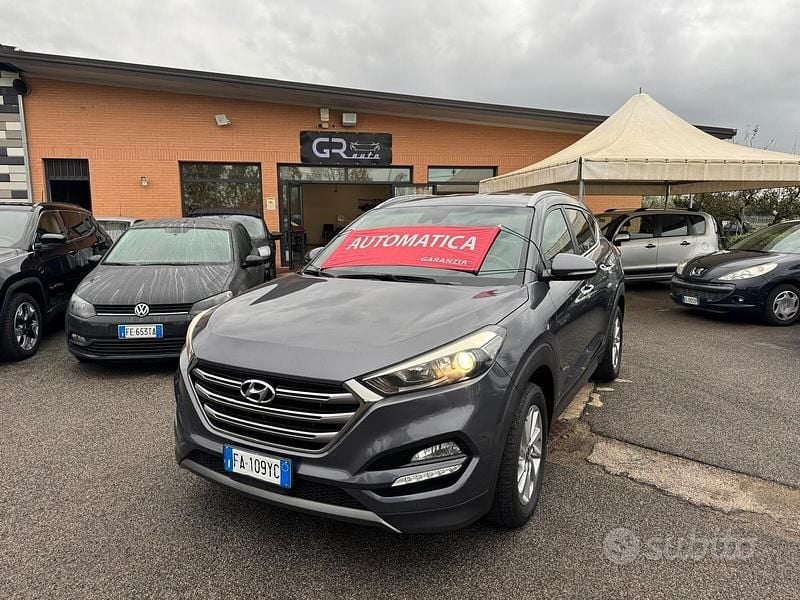 Usata Hyundai Tucson Xpossible 136 CV (100 kW) 2015 Grigio SUV