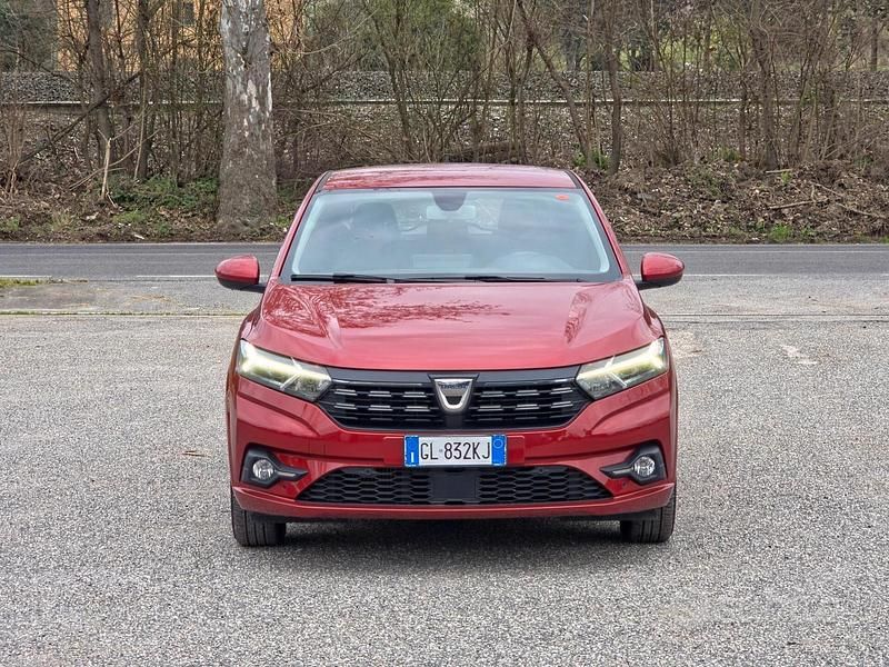 Usata Dacia Sandero Expression 100 CV (73 kW) 2022 Rosso Berlina