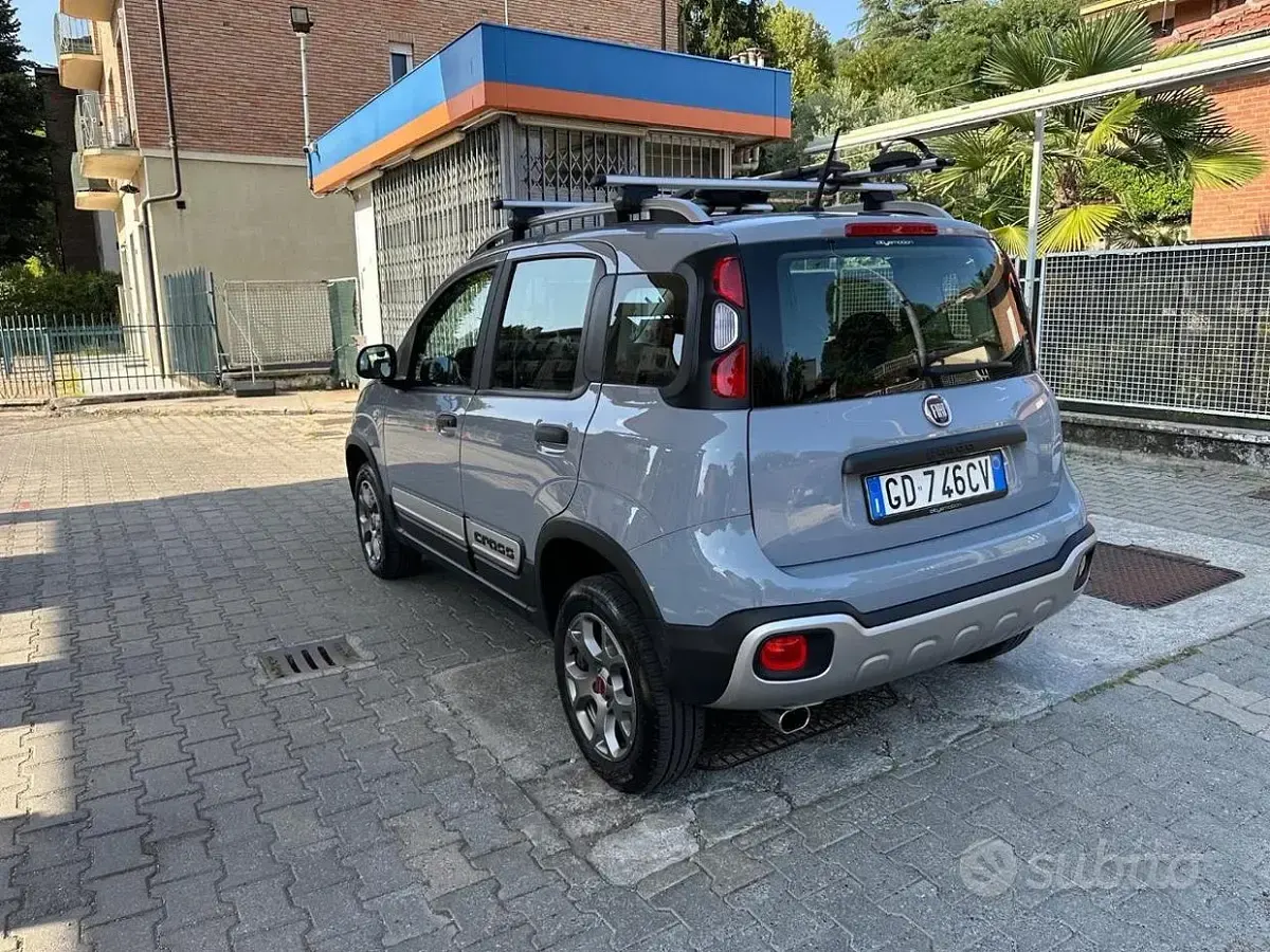 Usata Fiat Panda Cross Cross 84 CV (61 kW) 2021 Grigio Utilitaria