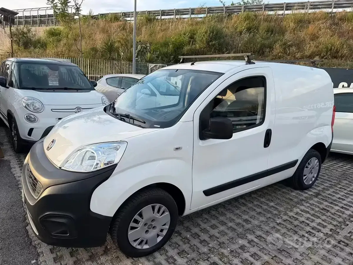 Usata Fiat Fiorino 80 CV (58 kW) 2018 Monovolume