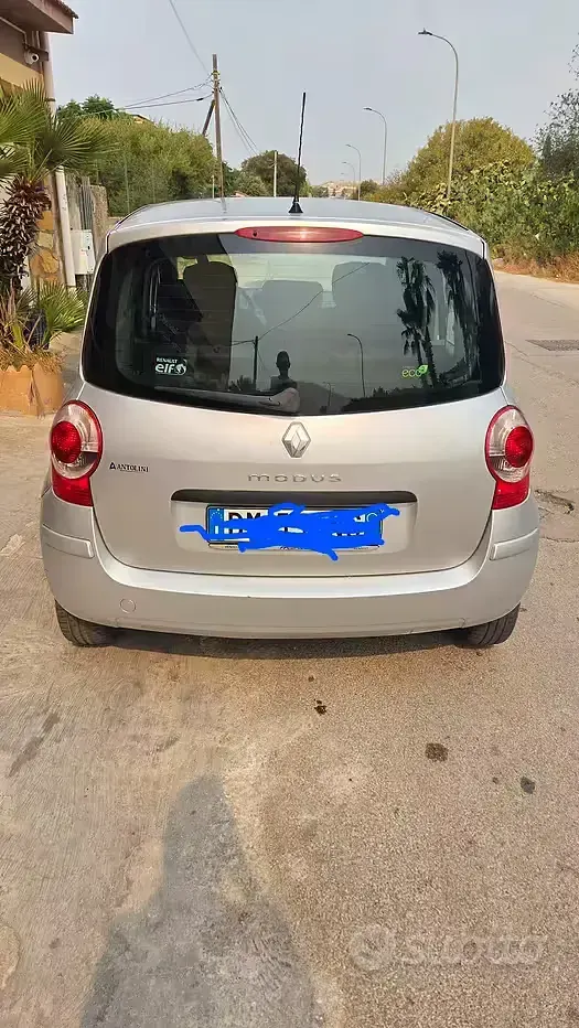 Usata Renault Modus 75 CV (55 kW) 2008 Grigio Monovolume