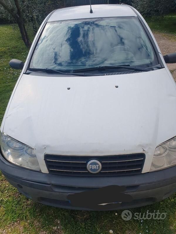 Bianco Usata 2005 Fiat Punto Due volumi | 1200 € (Ottimo prezzo) - Immagine 1/4