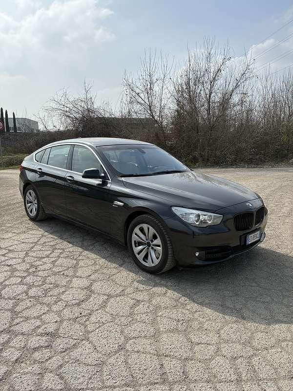 Usata BMW 530 Gran Turismo 245 CV (180 kW) 2010 Station wagon