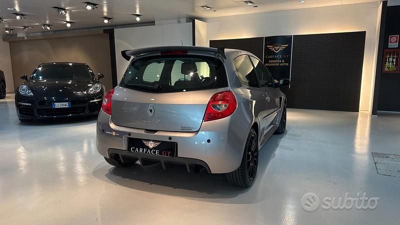 Usata Renault Clio II R.S. 200 CV (147 kW) 2007 Grigio Berlina