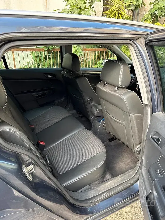 Usata Opel Astra 120 CV (88 kW) 2006 Station wagon