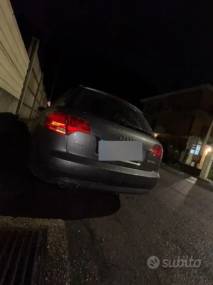 Usata Audi A4 140 CV (102 kW) 2005 Grigio Station wagon