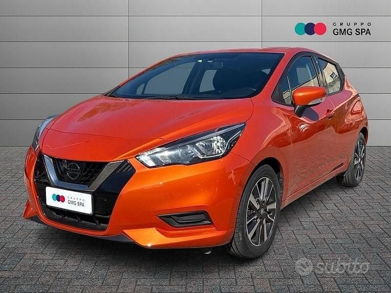Usata Nissan Micra Acenta 71 CV (52 kW) 2018 Arancione Utilitaria
