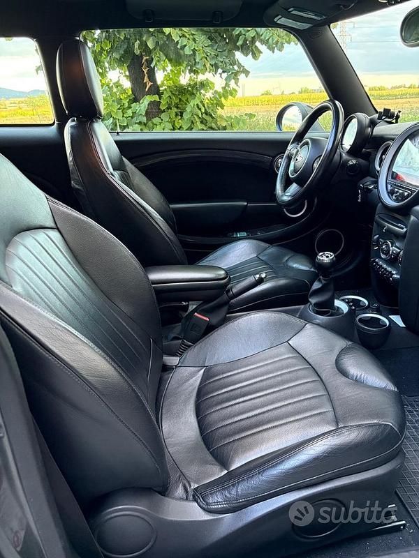 Usata Mini Cooper S Coupé 184 CV (135 kW) 2011 Grigio Coupé