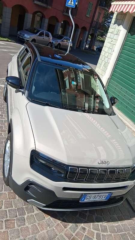 Occasion Jeep Avenger Altitude 101 PK (74 kW) 2024 Beige SUV
