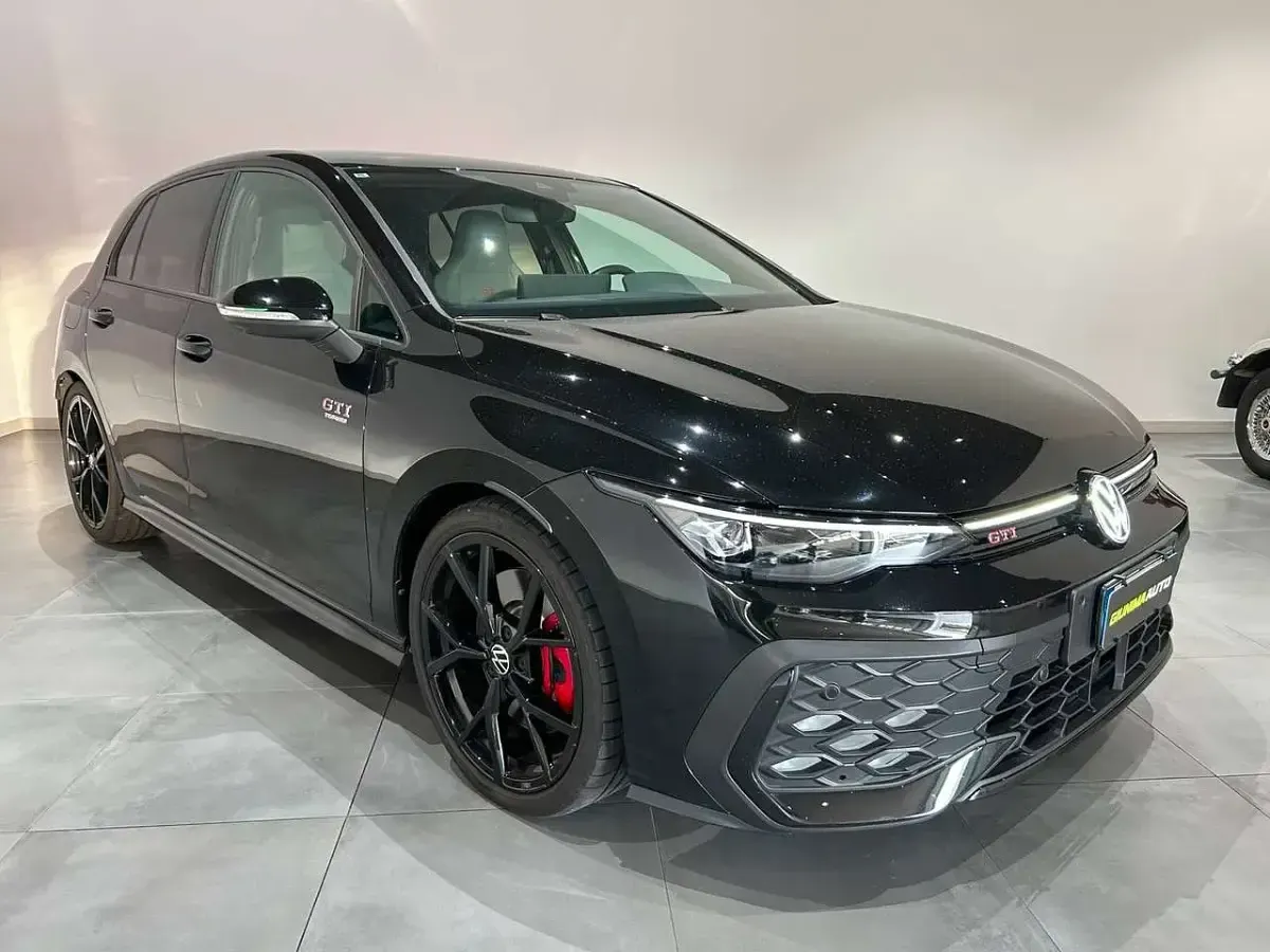 Usata VW Golf VIII GTI 265 CV (194 kW) 2025 Nero Berlina