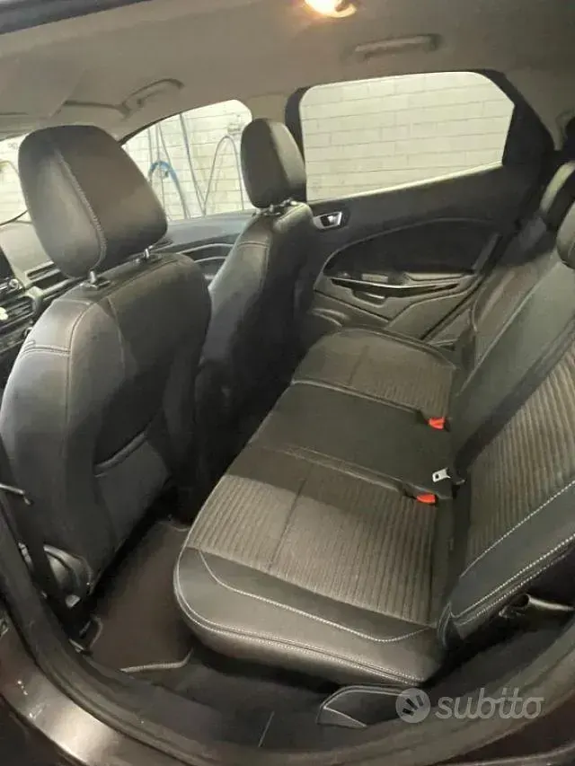 Usata Ford Ecosport Titanium 125 CV (91 kW) 2020 Grigio SUV