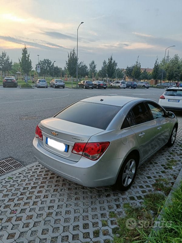 Usata Chevrolet Cruze 163 CV (119 kW) 2011 Grigio Berlina