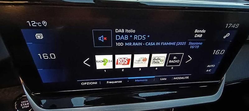 Usata Peugeot 208 GT 131 CV (96 kW) 2023 Bianco Utilitaria