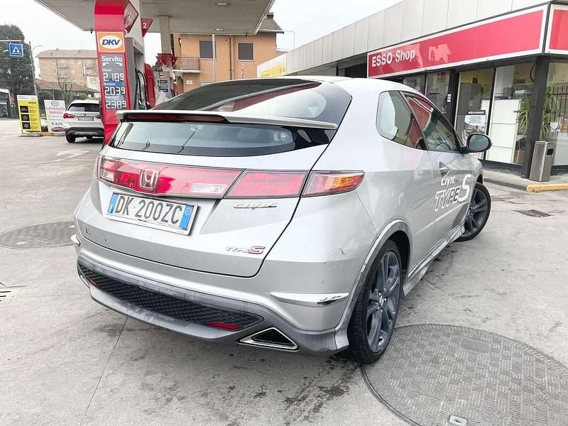 Usata Honda Civic Type S 140 CV (102 kW) 2007 Argento Berlina